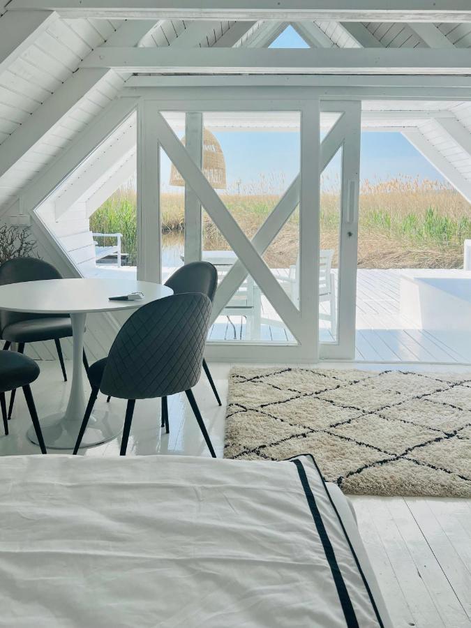 Seehuette Neusiedlersee - Strandhaus, Elektroboot Inklusive Руст Экстерьер фото