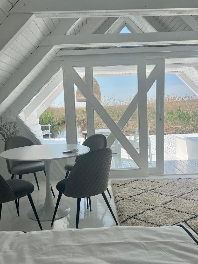 Seehuette Neusiedlersee - Strandhaus, Elektroboot Inklusive Руст Экстерьер фото