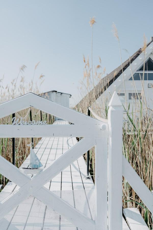 Seehuette Neusiedlersee - Strandhaus, Elektroboot Inklusive Руст Экстерьер фото